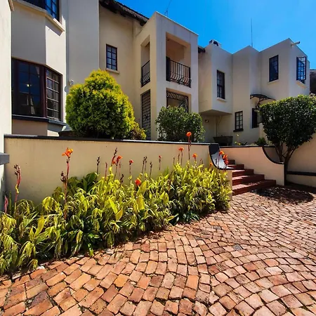 400 On Delphinus Apartment Pretoria Exterior photo