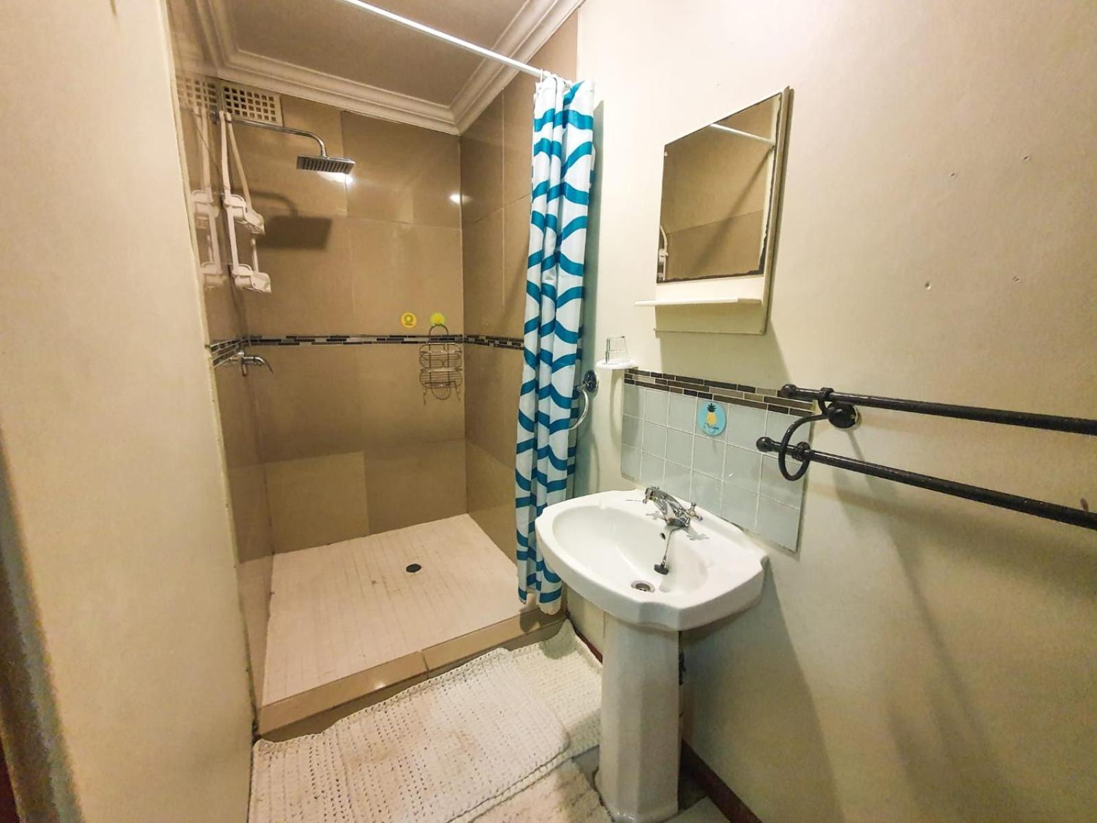 400 On Delphinus Apartment